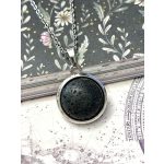 Lávakő korong medál, fém keretes (lánccal is kérhető)