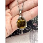 Tigrisszem csepp medál, fém keretes (lánccal is kérhető)