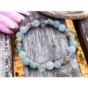   "HANGULATJAVÍTÓ" angyal aura, roppantott hegyikristály, akvamarin és shoushan kő ásványkarkötő